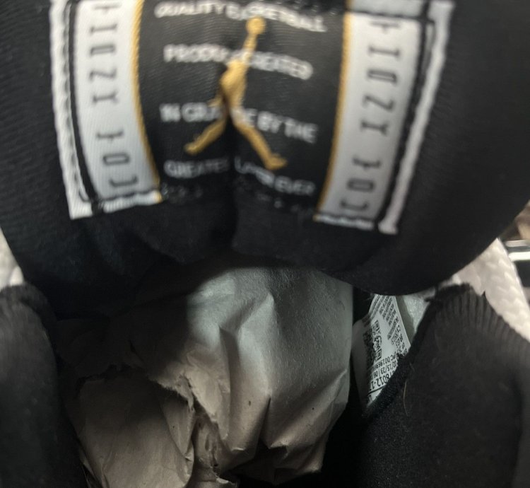 Jordan Retro 11 Gratitude