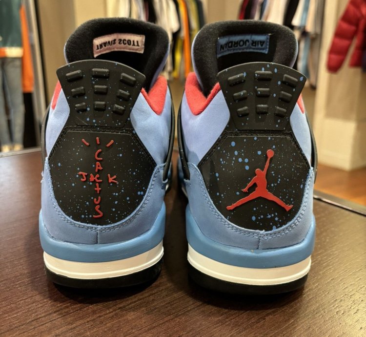Jordan retro 4 Travis Scott Cactus Jack