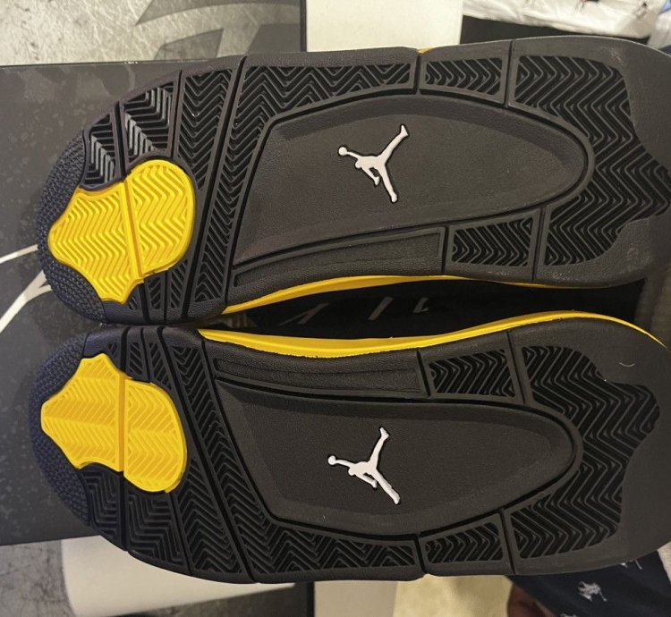 Jordan Thunder 4s