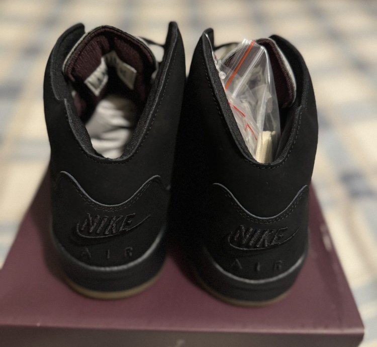 Ma Mani re Air Jordan 5 Retro Dusk