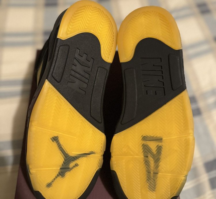 Ma Mani re Air Jordan 5 Retro Dusk
