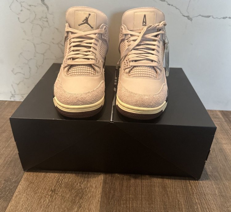 Ma Mani re Jordan 4