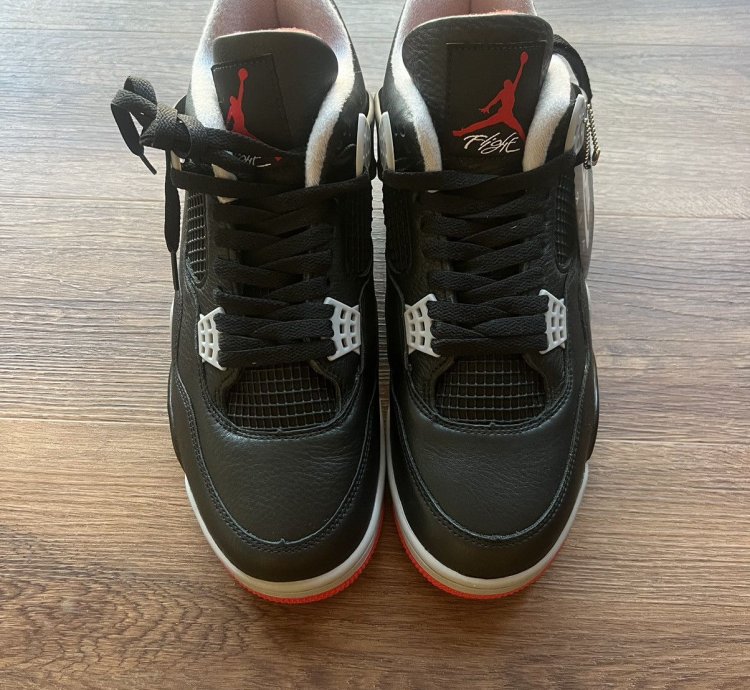 Men Nike Air Jordan 4 2024 Retro Bred Sneakers