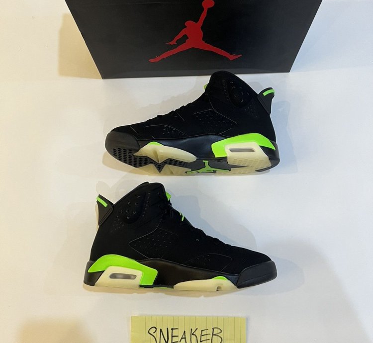 NEW Air Jordan 6 Retro Black Electric Green Size 8 0