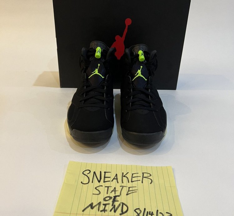 NEW Air Jordan 6 Retro Black Electric Green Size 8 0