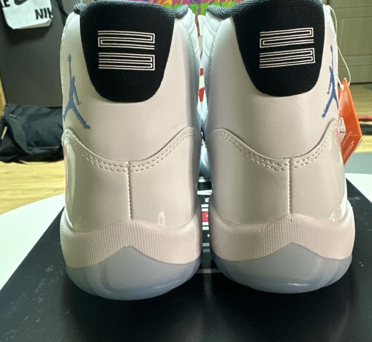 NEW Men Size 10 Jordan 11 Retro Columbia Legend Blue