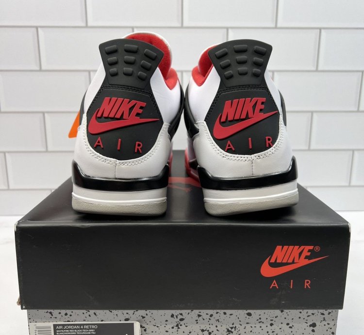 NEW Nike Retro Air Jordan Red White Fire 4s 4 Mens Men