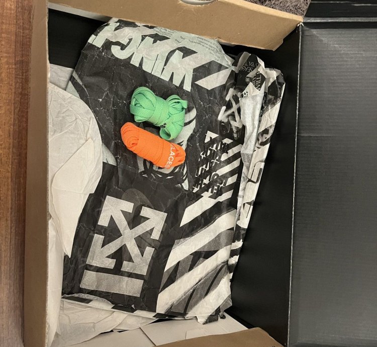 NEW Off-White Jordan 1 Chicago Size 10 5