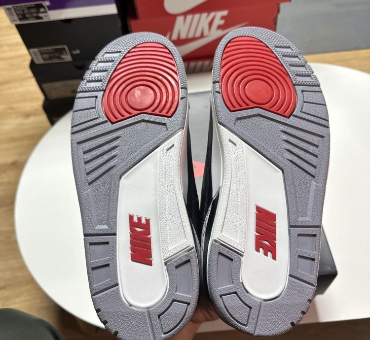 NEW Size 10 5 US Men - Jordan 3 Retro OG 2024 Black Cement