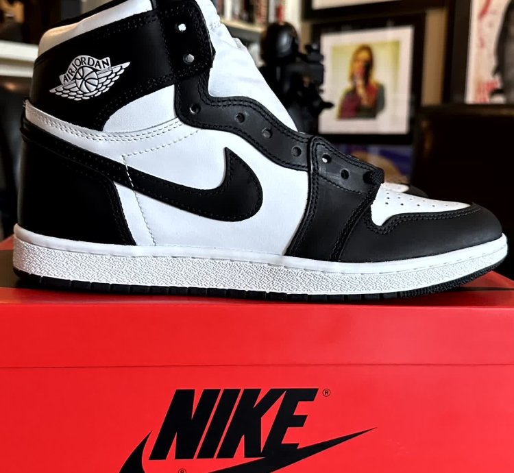 NIKE AIR JORDAN 1 85 RETRO HIGH BLACK WHITE 9 5 BQ4422-001