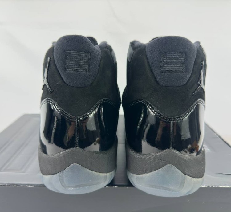 Nike Air Jordan 11 Retro Cap and Gown OG Space Jam Jubilee
