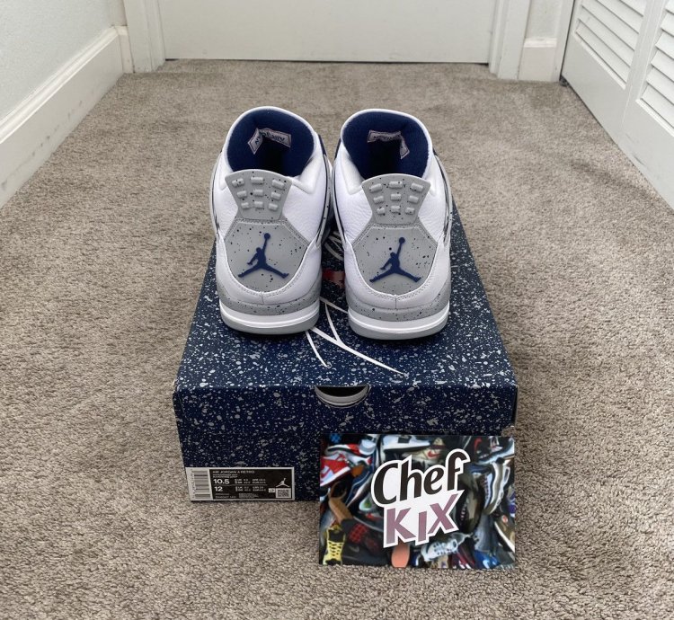 Nike Air Jordan 4 Retro Midnight Navy Size 10 5 New