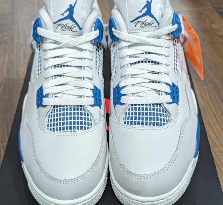 Nike Air Jordan 4 Retro Military Blue