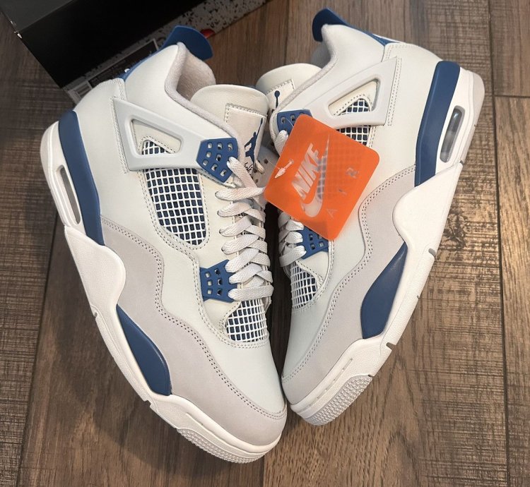 Nike Air Jordan 4 Retro Military Blue 2024 Sz 10 5 New