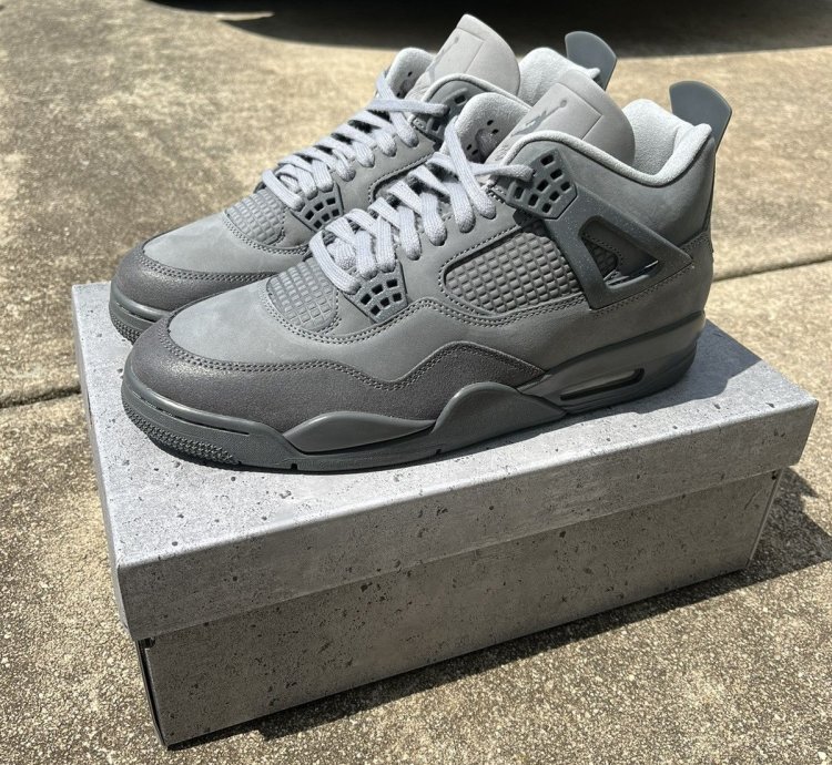 Nike Air Jordan 4 Wet Cement Paris Olympics Size 10 5