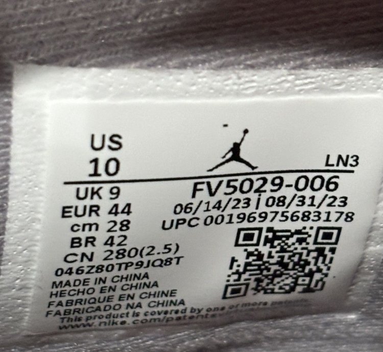 Nike Air Jordan Retro 4 Bred Reimagined