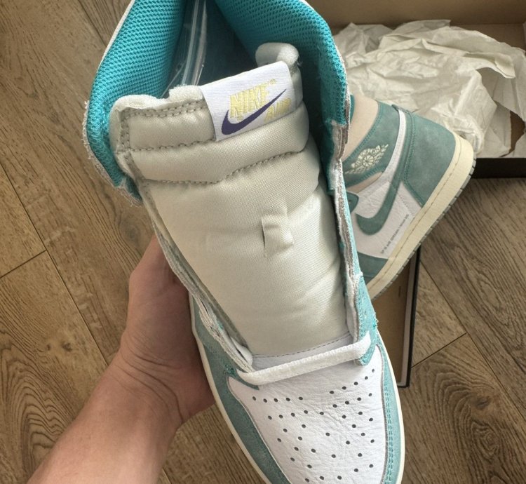 Nike Jordan 1 - Turbo Green