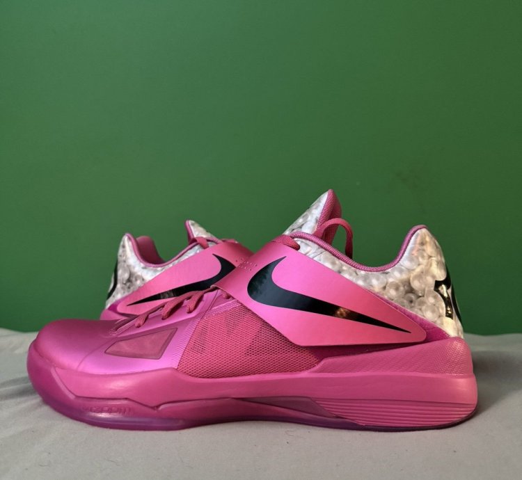 Nike kd 4 aunt pearl 2024