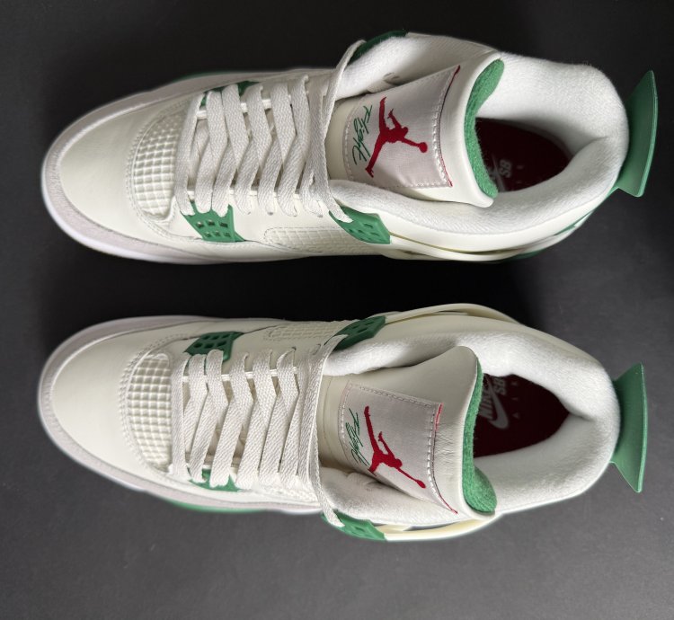 Nike SB Air Jordan 4 Retro Pine Green