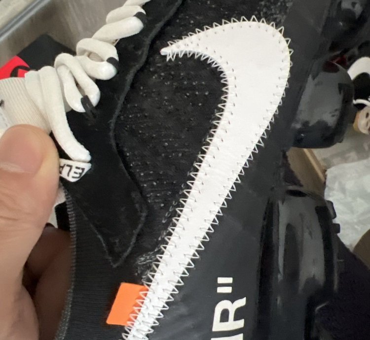 Off White Vapor Max OG