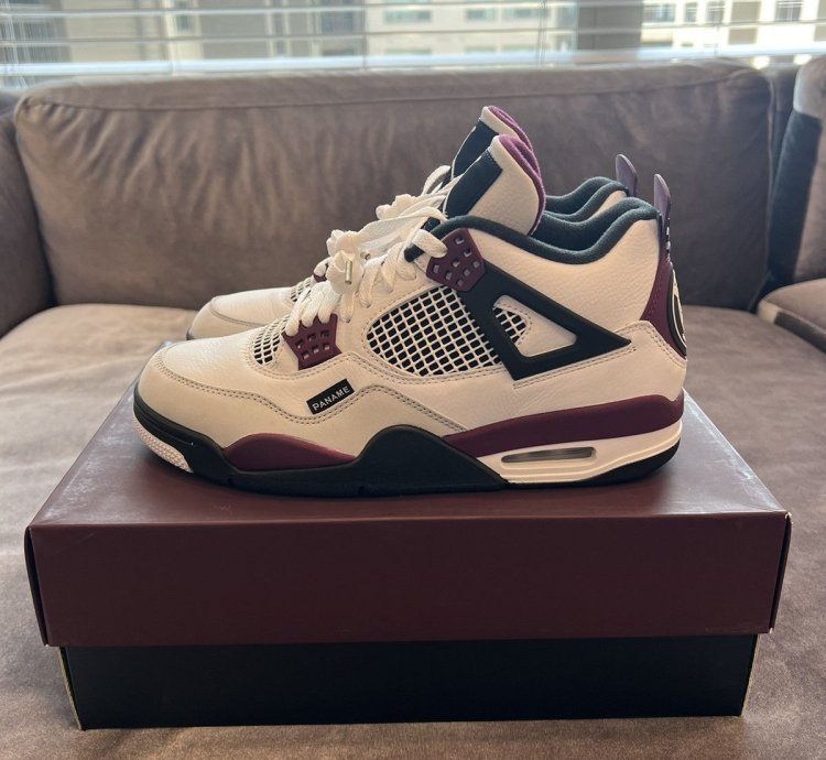 PSG Jordan 4