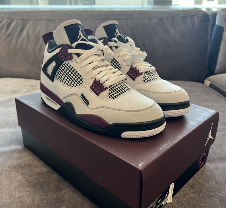 PSG Jordan 4