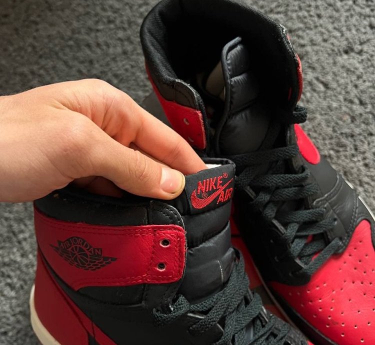 RARE Jordan 1 High OG Bred Black Red (1985) VINTAGE