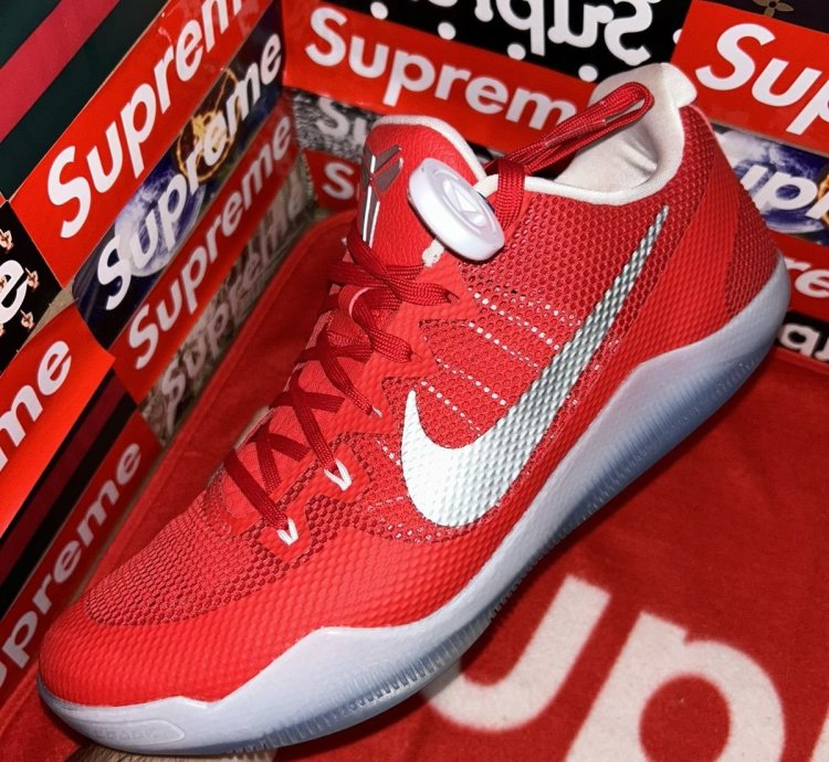 Nike Kobe 11 Team Bank University Red