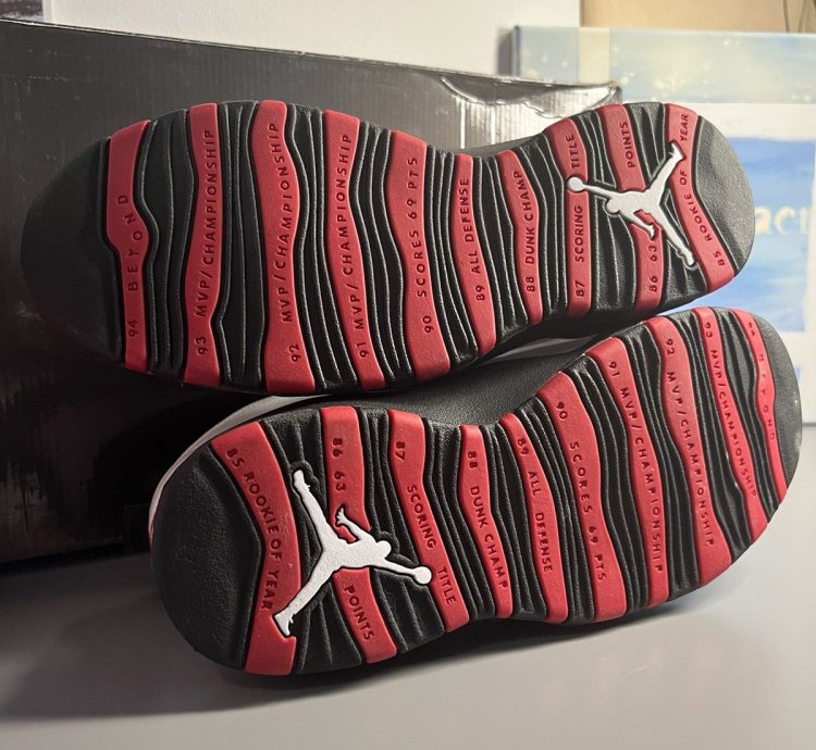 Retro Air Jordan 10 Chicago 2012 white varsity black