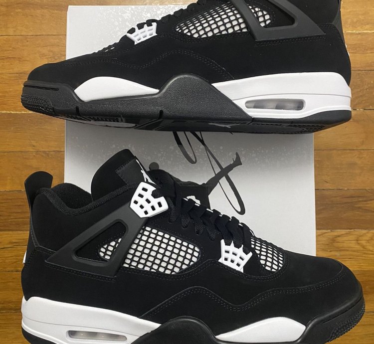 Size 12 - Air Jordan 4 Retro White Thunder Black Men