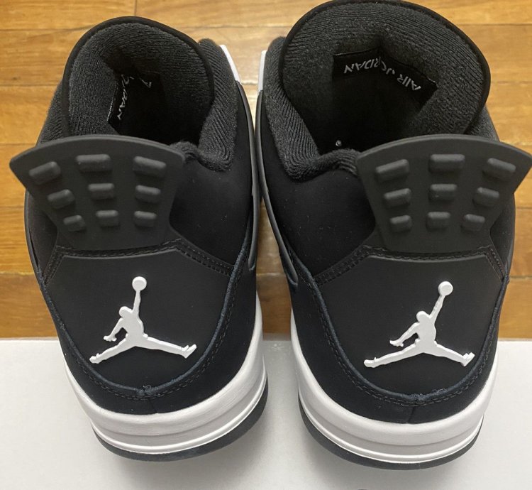 Size 12 - Air Jordan 4 Retro White Thunder Black Men