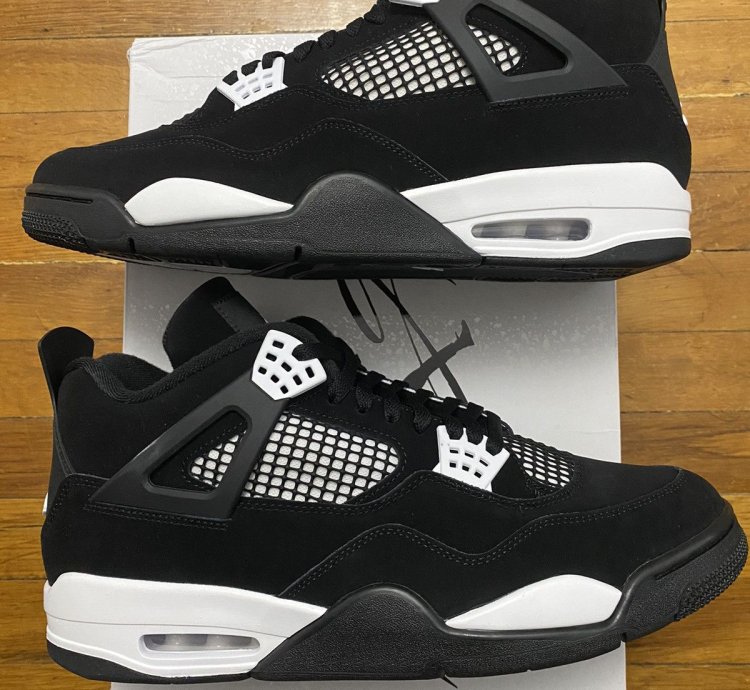 Size 13 - Air Jordan 4 Retro White Thunder Black Men