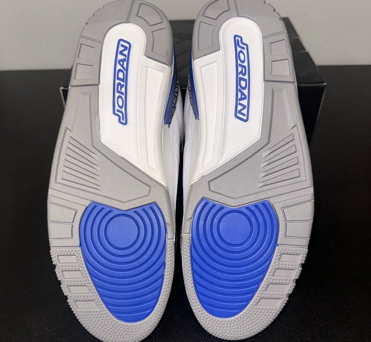 Size 13 - Jordan 3 Retro Mid Racer Blue