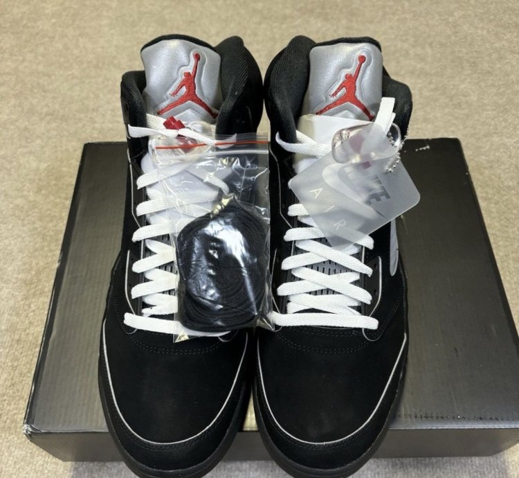 Size 9 - Air Jordan 5 Retro OG Black Metallic Reimagined