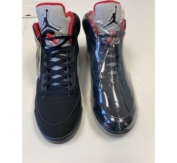 Supreme Air Jordan 5 Retro Black