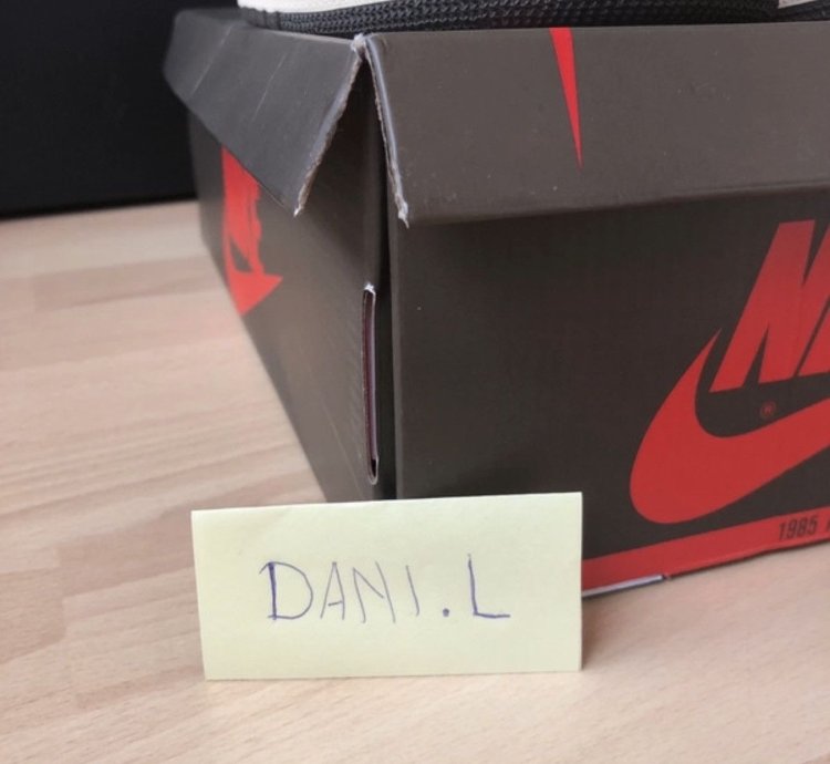 Travis Scott - Air Jordan 1 Low Dark Mocha