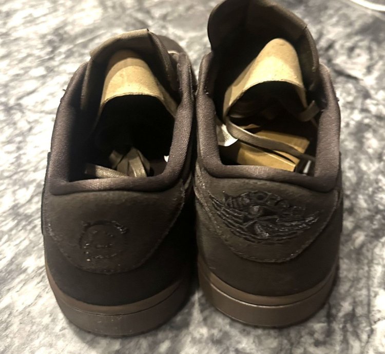 Travis Scott Air Jordan 1 Low OG Dark Mocha FINAL DROP