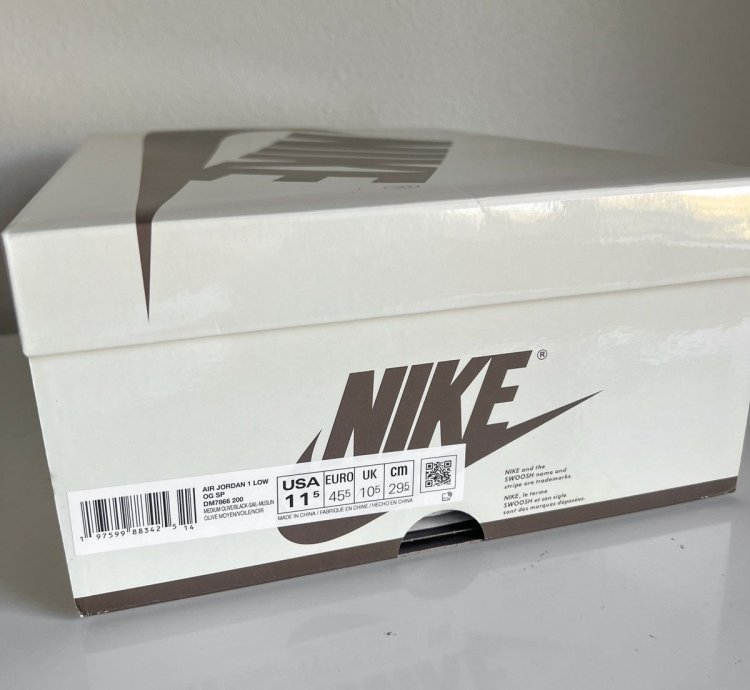 Travis Scott Air Jordan 1 Low SP Medium Olive