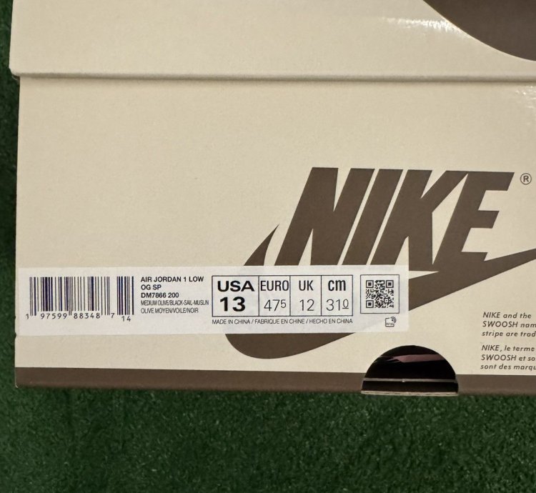 Travis Scott Jordan 1 low