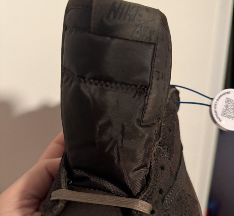 Travis Scott Jordan 1 Retro Low Velvet Brown Dark Mocha 12