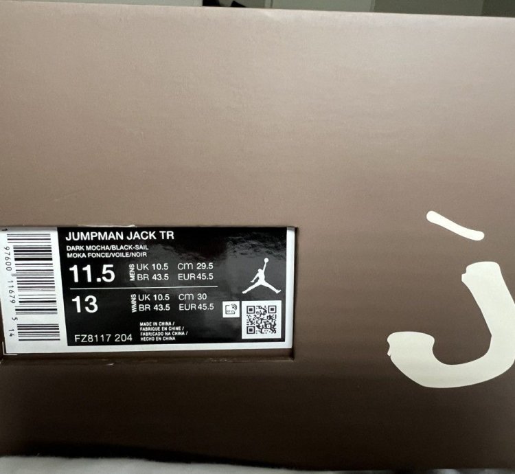 Travis Scott Jumpman Mocha