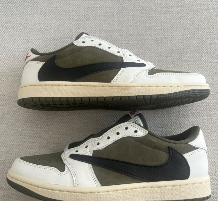 Travis Scott Medium Olive Jordan 1 Lows - Size 8