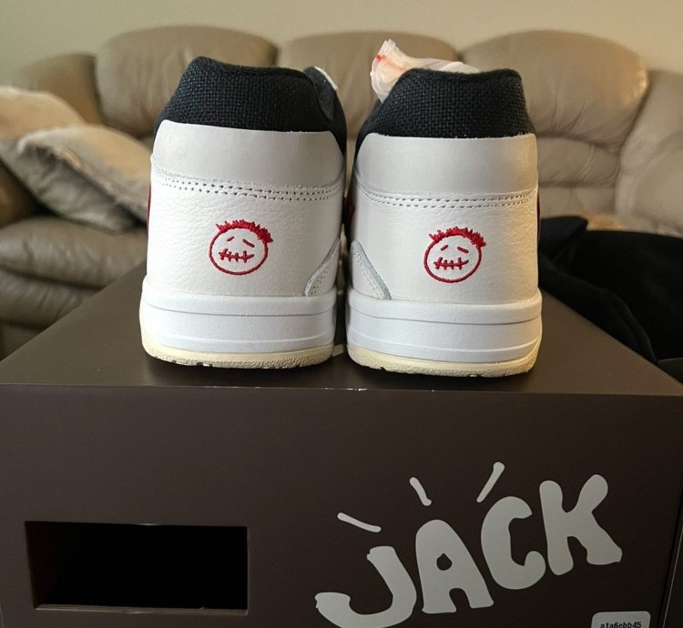 Travis Scott Nike Jumpman Jack TR University Red