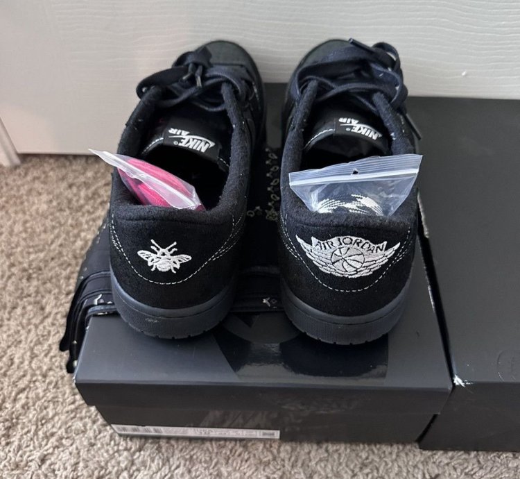 Travis Scott Phantom Jordan 1 Low