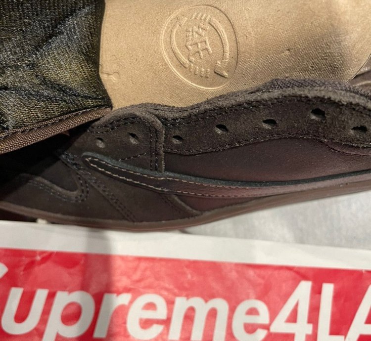 Travis Scott Velvet Brown Jordan 1 Retro Low OG SP Size 11