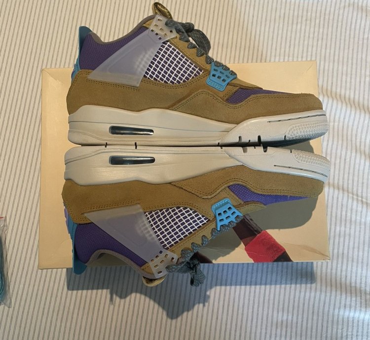 Union LA Jordan 4 Desert Moss