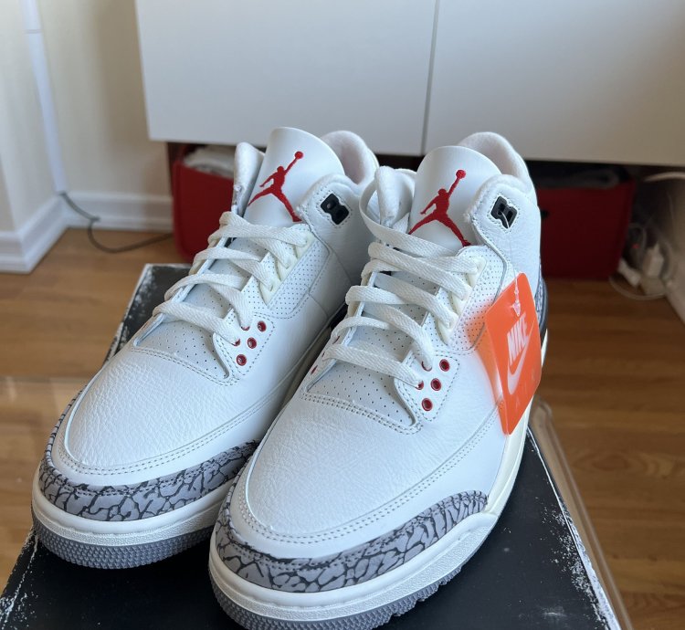 White Cement Air Jordan 3
