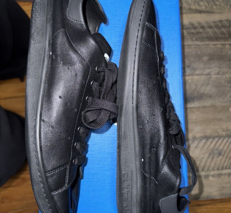 Adidas Balenciaga Stan Smiths in all black