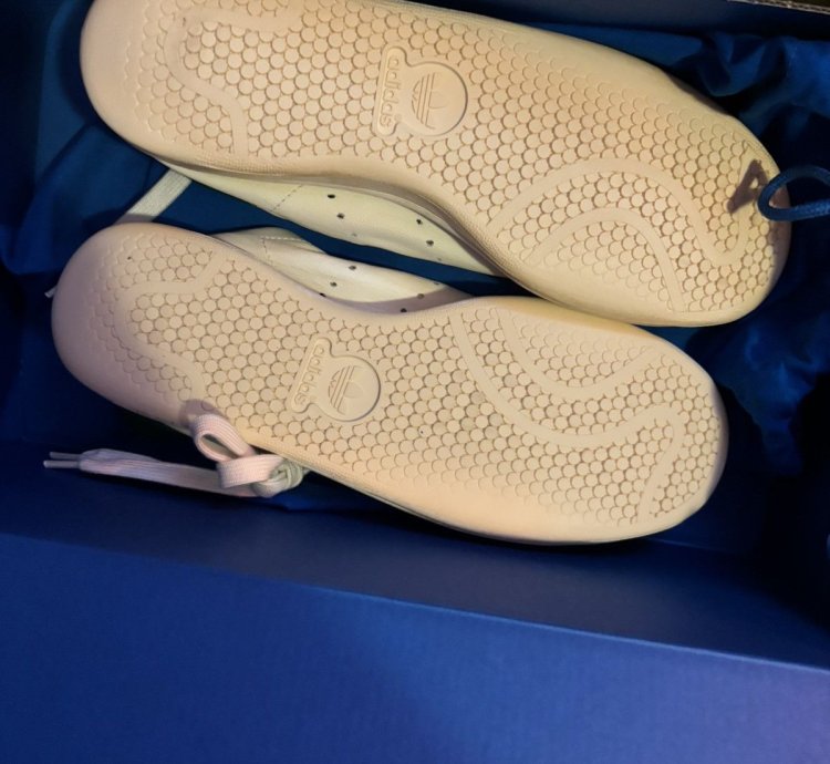 Adidas Balenciaga Worn Out Stan Smiths