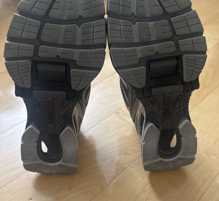 Balenciaga -Pander